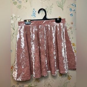 FOREVER 21 Short Pink Velvet Skirt